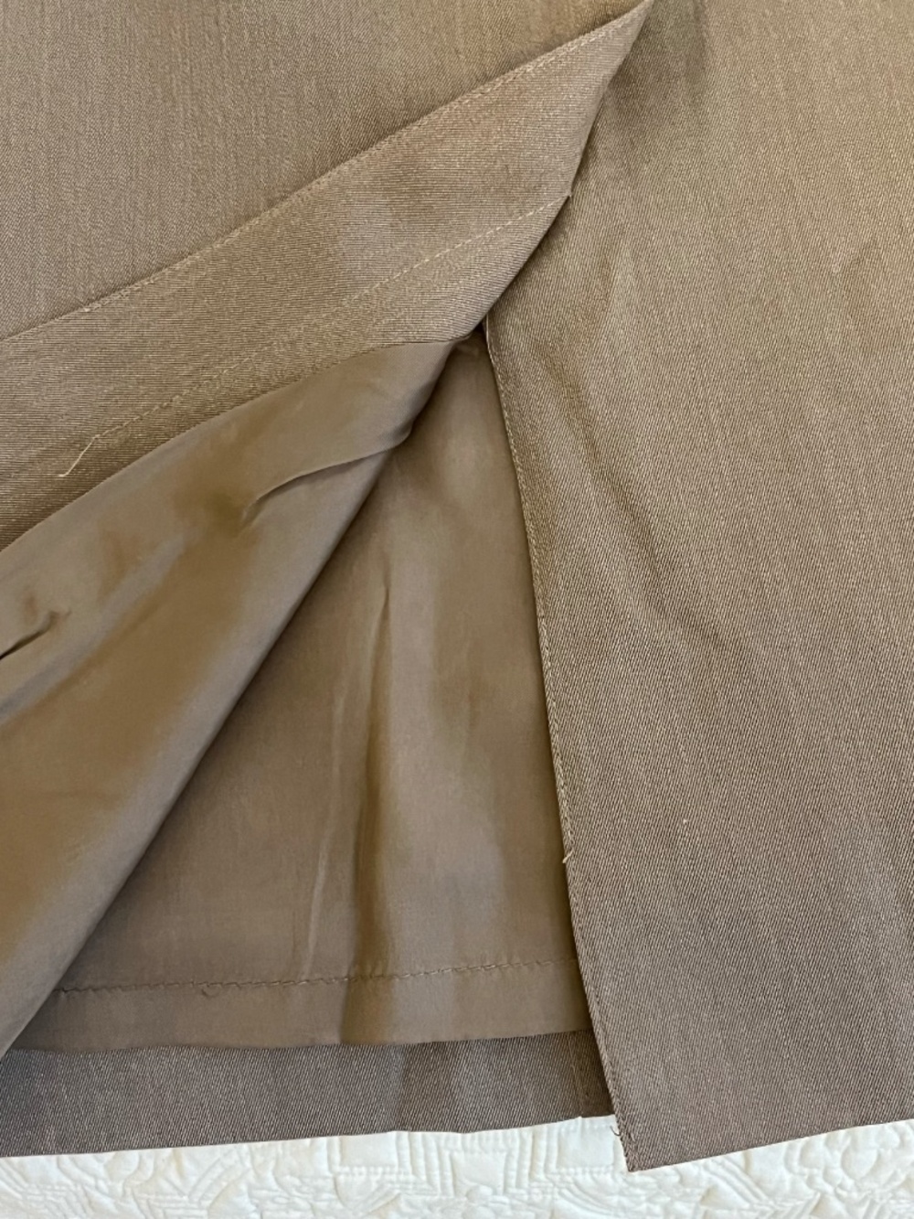 Vintage Louis Feraud taupe wool blend skirt size 44 - Picture 7 of 9